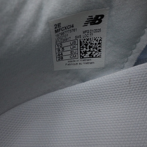 NEW WIDE 2E Men's New Balance FuelCell Rebel v4 Running Shoes MFCXCI4 - Picture 7 of 12